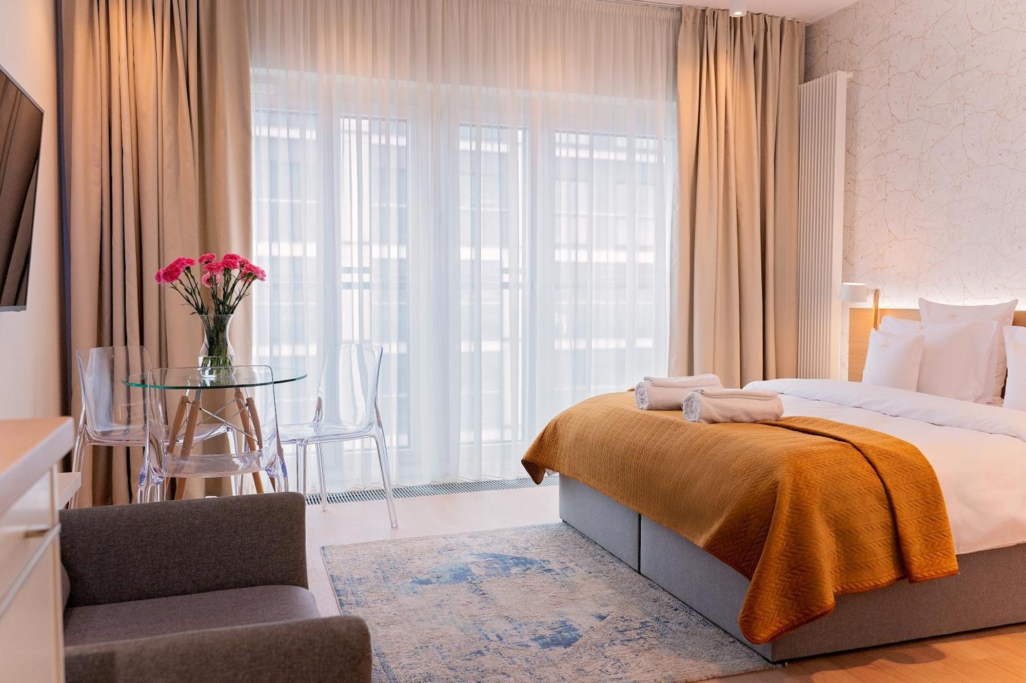 Mennica Patronus Apartament *